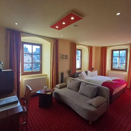 Отель Thuermchen 3*