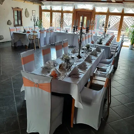 Thuermchen Отель Schirgiswalde-Kirschau